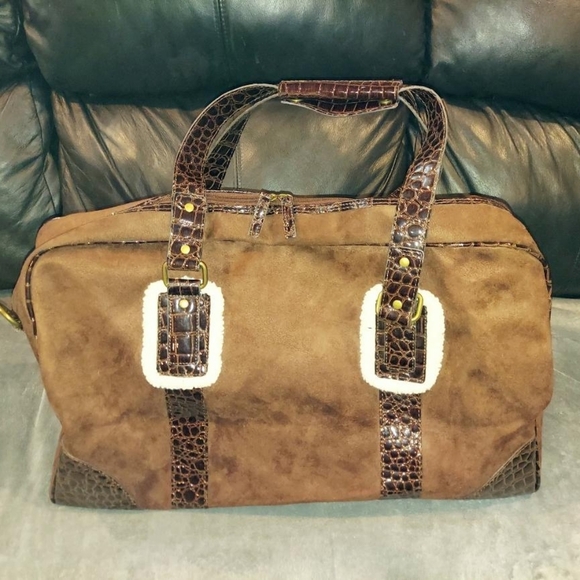 NWOT BATH & BODYWORKS XL BROWN OVERNIGHT BAG - Picture 6 of 16